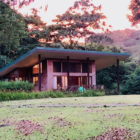 Sangregado Lodge La Fortuna Екстериор снимка