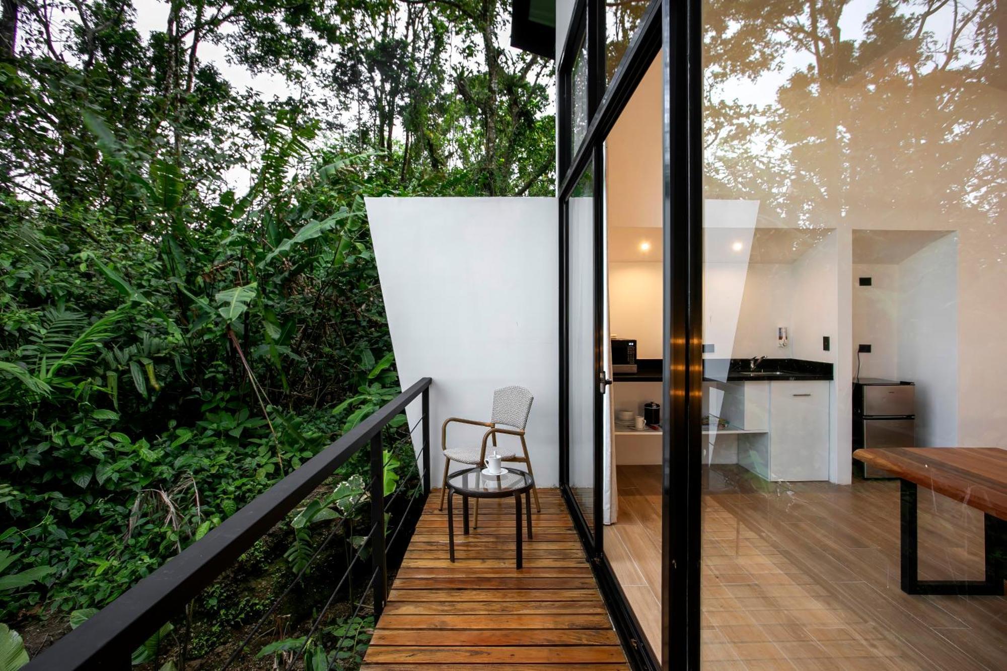 Sangregado Lodge La Fortuna Екстериор снимка